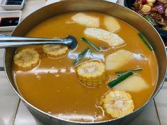 -肥仔文澳门猪骨煲(南京西路店)