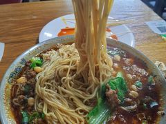 -丁丁猫重庆小面(徐州路店)