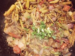 -富正毅三下锅·湘西韵味(天门山索道店)
