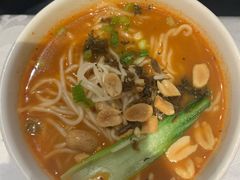 重庆地地道道的担担面-雲蜀龙阁·金牌水煮鱼(方庄店)