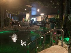 -泉城欧乐堡戏水湾艺术养生温泉