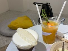 -HUGS coffee(东区店)