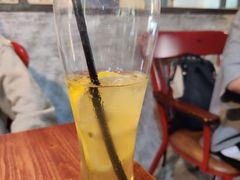 百香果气泡水-邻与咖啡(鼎太风华店)