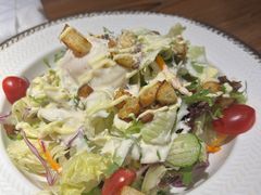 凯撒沙拉-桂马·日本料理·海胆·海鲜饭·酒场(民主广场店)