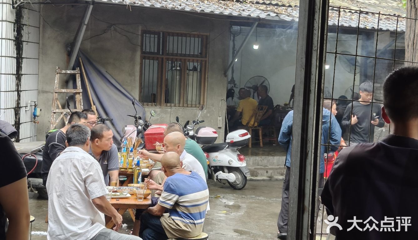 地道小碗辣炒面尝鲜