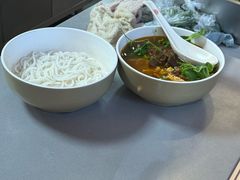 -三千粉牛肉米粉(来客茂店)