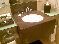 主卧卫浴-王府半岛酒店