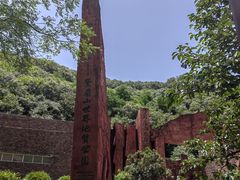 -龙潭大峡谷
