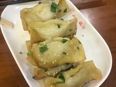 牛肉鍋貼-小姜锅贴(凤凰街店)