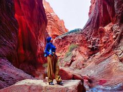 -天山神秘大峡谷