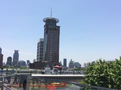 -陆家嘴空中步行连廊
