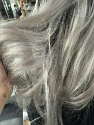 -青丝锦美发沙龙