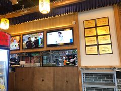 -井格重庆火锅(临平银泰城店)