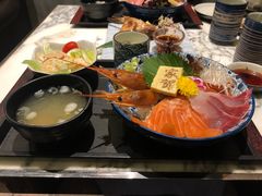 -家贺屋刺身寿司专门店