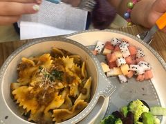 -Ours树朵家亲子餐厅(远策中心店)