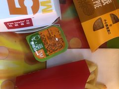 -麦当劳(卫星广场店)
