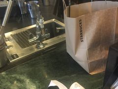 -星巴克(武康路店)
