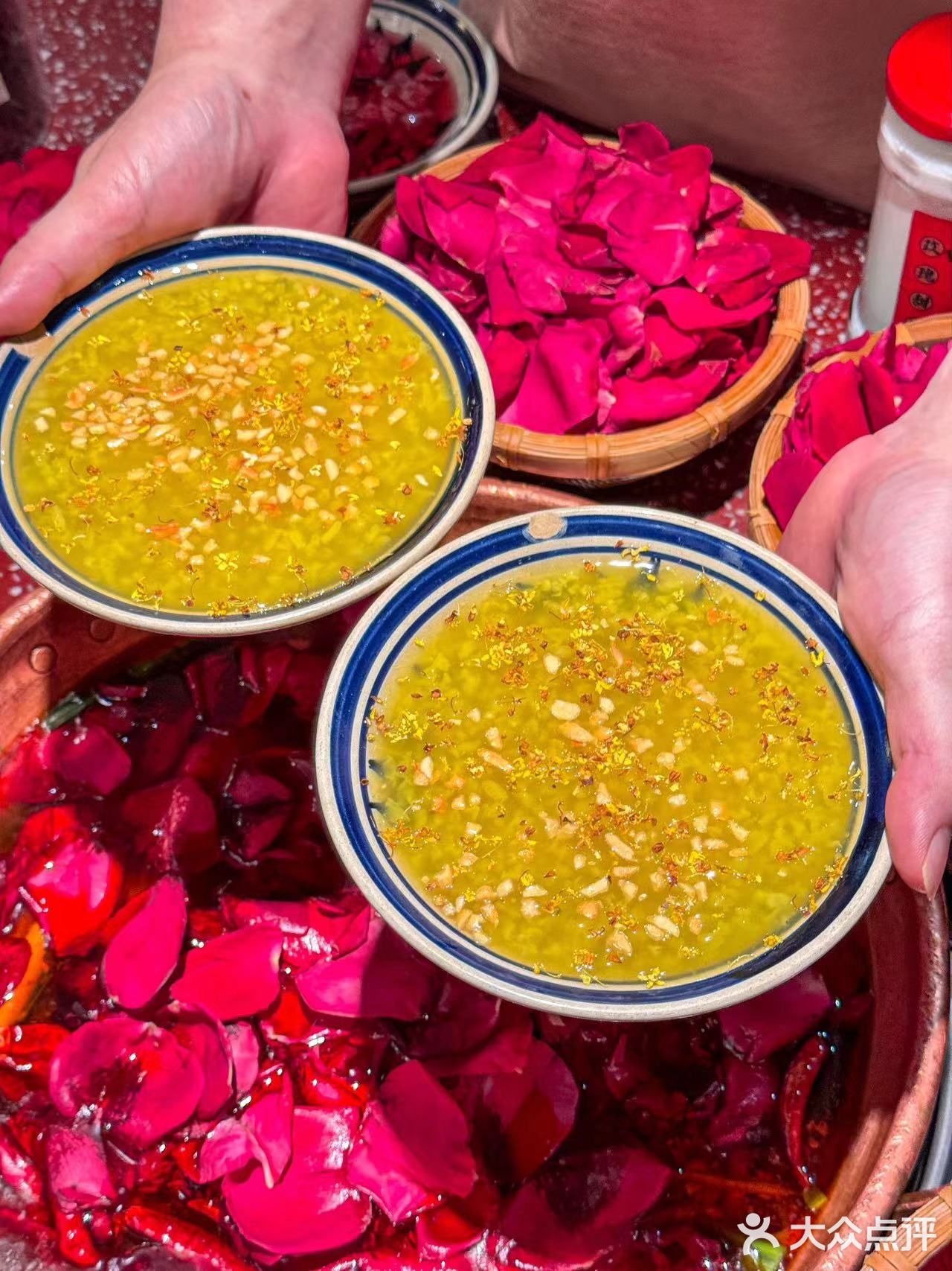 云南人的爱不仅直接，并且热烈！用玫瑰塞满你的味蕾！  