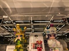 -泡泡玛特POPMART(侨福芳草地店)