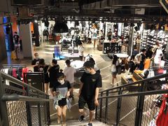 -NIKE武汉品牌体验店