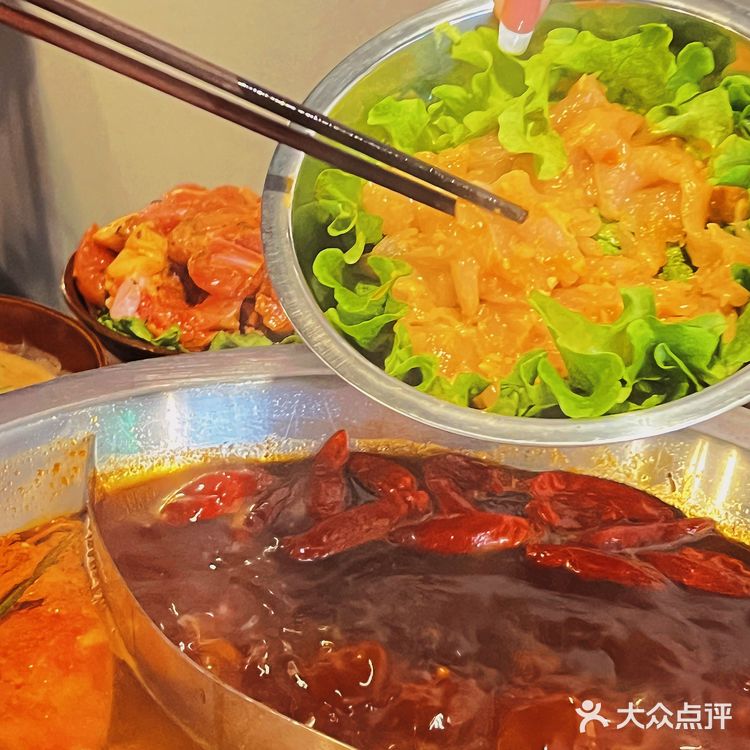 沈阳探店|冬季暖锅!喜辣星人必去