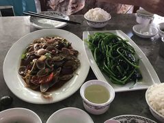 -四川小胡子海鲜(丁村万人海鲜广场店)