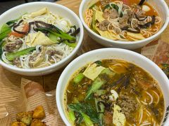 -蒙自源米线大王(宝安尖岗山店)