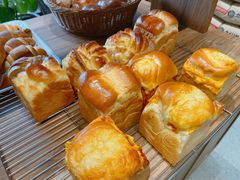 -沁屋面包店(人民东路店)