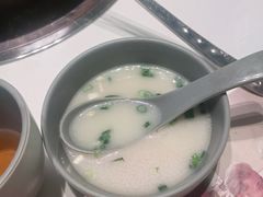 -洪氏嗨捞·广东猪肚鸡·椰子鸡火锅(西咸万象城店)
