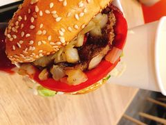 -The Habit Burger Grill 哈比特汉堡(爱琴海店)