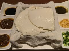 -95号酱骨·一块豆腐(展春园西路店)