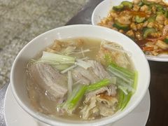 -金卯白肉罩火烧