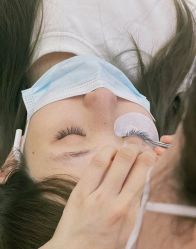 -UN·桃喜日系美睫美甲