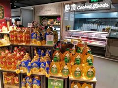 -中百仓储超市有限公司(越秀星汇维港店)