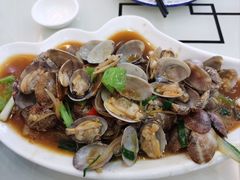 -覃记海鲜美食餐厅