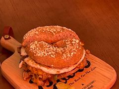 -Catch Bagel(芳草地店)