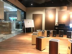 -牛班音乐学校(晶融汇购物中心店)