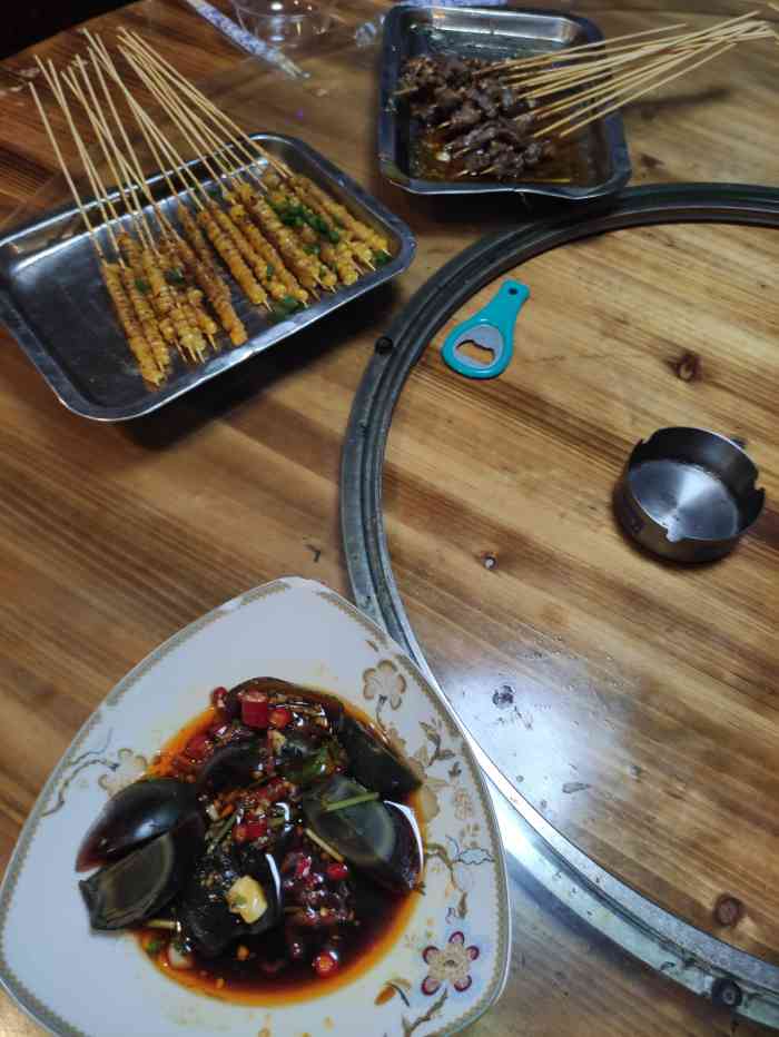 猫仔烧烤(雷锋山店)-"晚上刚刚到岳阳市出差,晚饭都没吃,酒店安.