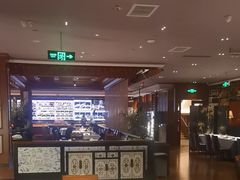 -八府香鸭·啫啫煲(华山路店)