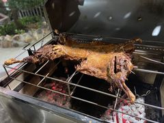 烤全羊-鸡冠山庄