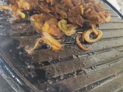 招牌酸菜猪五花肉-北京小炮儿炙子烤肉·铜锅涮肉(珠江路店)