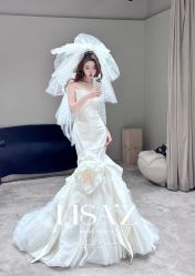 -Renee芮亦婚纱(原丽莎)