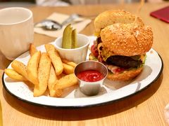 -HELLO 27 意面·沙拉·帕尼尼