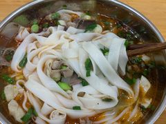 -遵义虾子张六羊肉粉(金码头店)