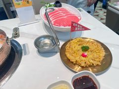 -洪氏嗨捞·广东猪肚鸡·椰子鸡火锅(西咸万象城店)