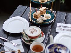 -深圳富苑皇冠假日套房酒店