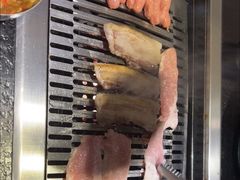 -臻牛烤肉