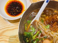 -魔都三兄弟酸辣粉·蘸卤炸串(虹桥万科店)
