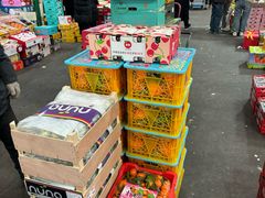 -上海龙吴水胜海发市场