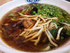 -左左香老潼关肉夹馍(龙山一路店)